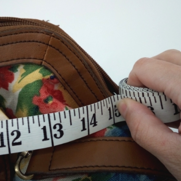 Etienne Aigner Sweet Linen Floral Spring Tan Vegan Handbag Crossbody Strap Bag - Picture 13 of 14